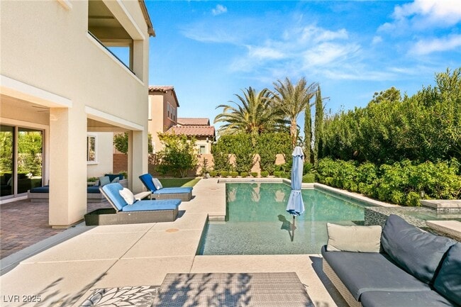 Building Photo - 4039 Villa Rafael Dr