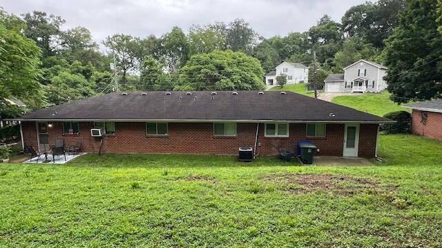 Building Photo - 211 Elmwood Dr