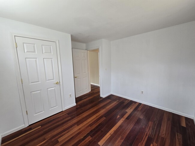 Building Photo - 38 Johnson Ln