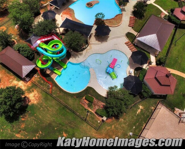 Building Photo - 2226 Falcon Brook Dr