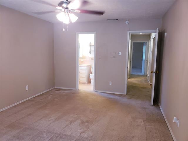 Building Photo - 7012 Kingsbury Dr