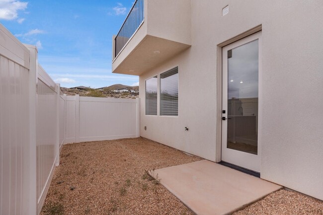 Building Photo - 319 S 1930 W