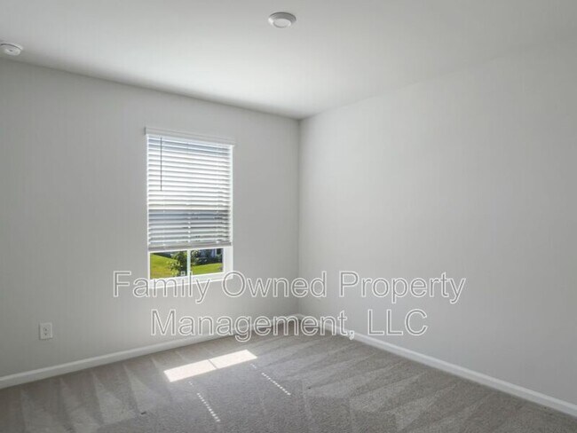 Building Photo - 519 Donnas Vw Wy