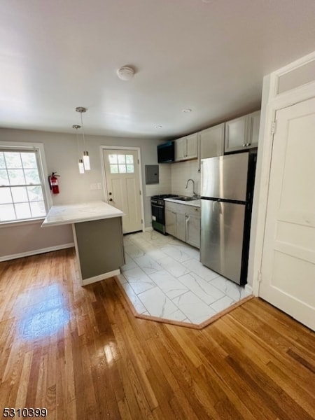 Primary Photo - 2 Beech Spring Dr