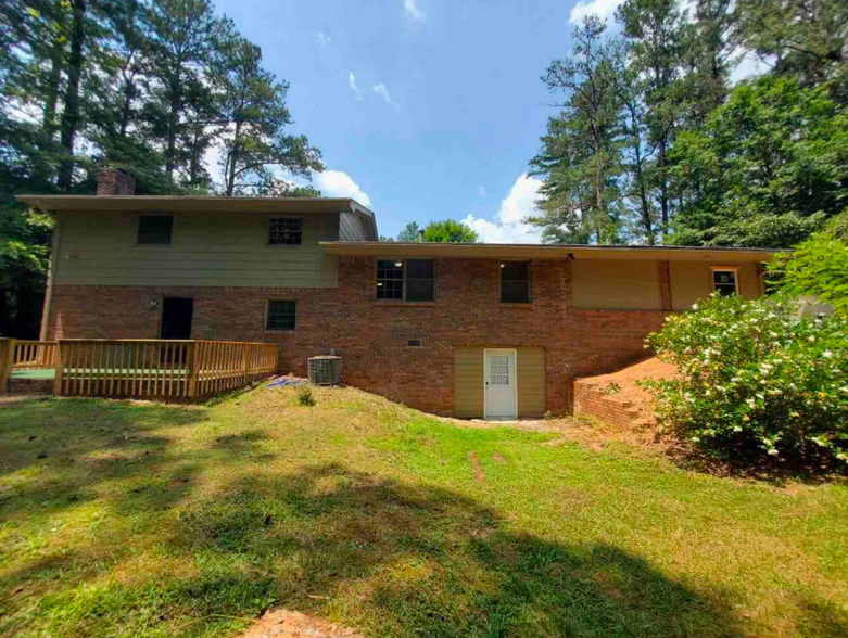 Building Photo - Room in House on Butner Rd