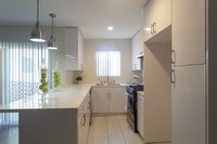 Kitchen - Tarzana Terrace Apartments