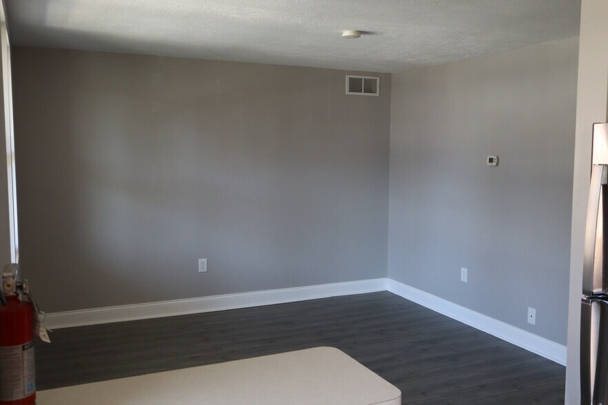 Building Photo - 346 McKinley Ave