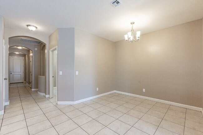 Building Photo - 41391 W Williams Way