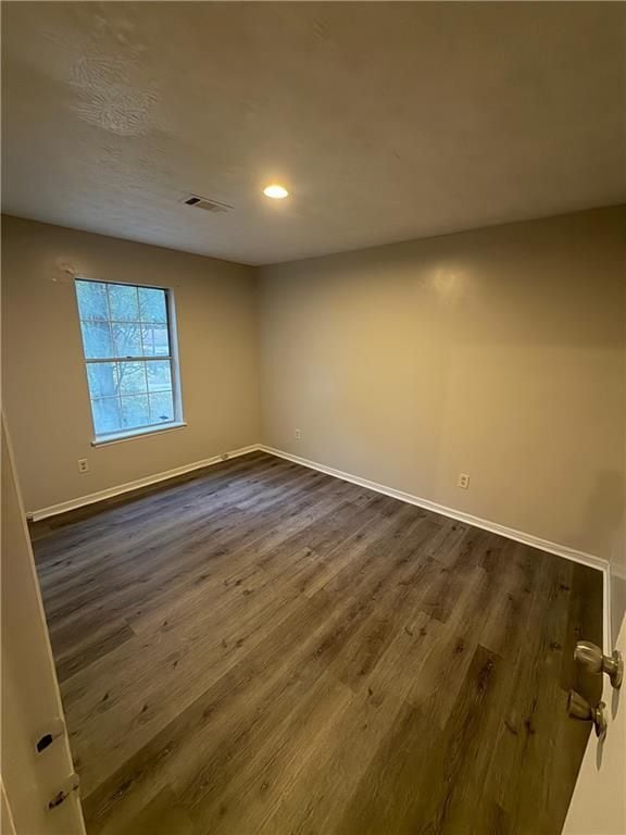 Building Photo - 1744 Vauxhall Dr