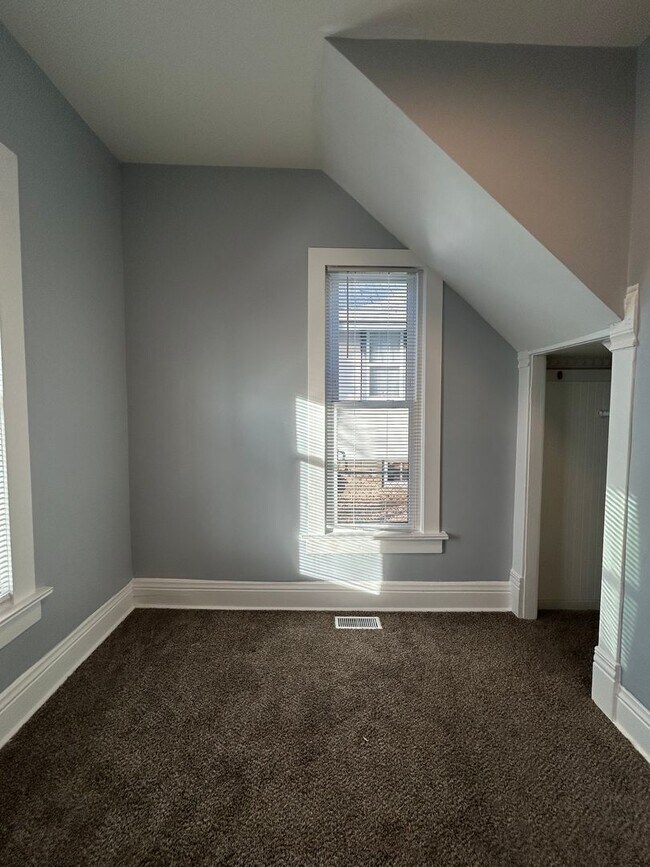 Building Photo - Coming Soon! Updated & Cozy 4-Bedroom Home