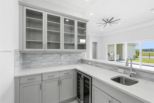 Building Photo - 4662 Estates Cir