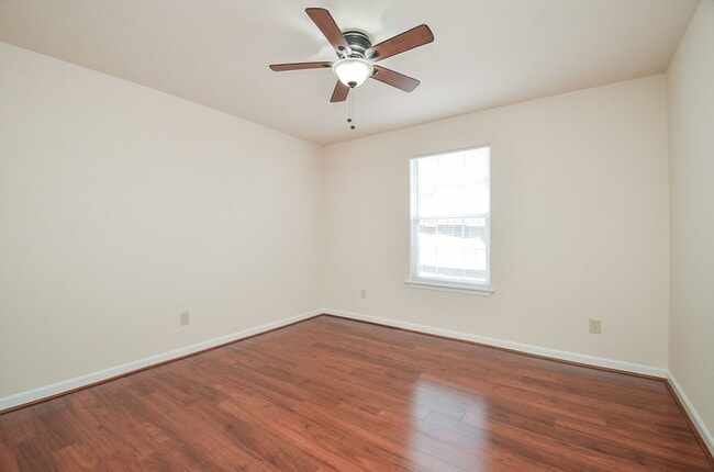 Building Photo - 14315 Branchwater Ln