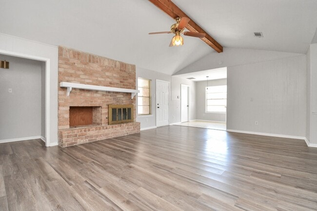 Building Photo - 11310 Sagewind Dr