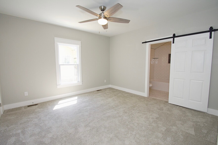 primary suite - 2404 Jefferson Ave