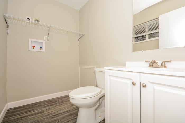 Building Photo - 8879 Zodiac Dr