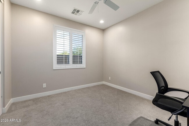 Building Photo - 11410 N 50th Ln