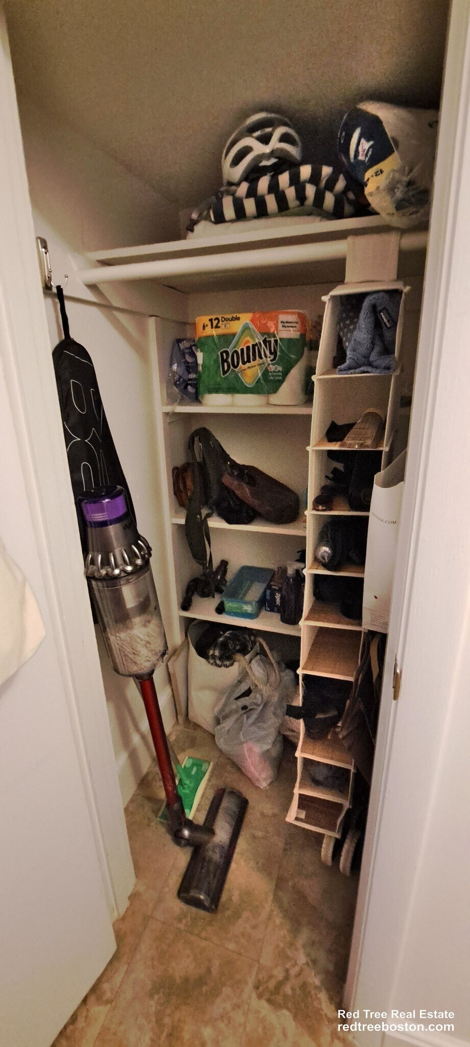 Building Photo - 202 St Paul St