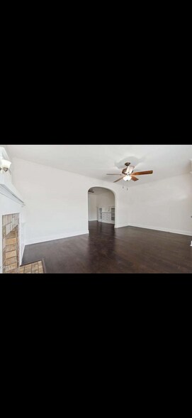 Building Photo - 210 N Fremont Ave
