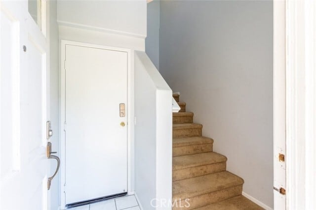 Building Photo - 1002 S Rossano Way