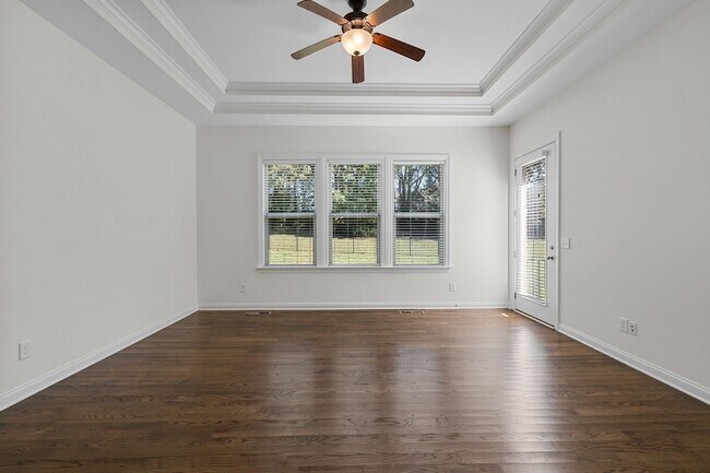 Building Photo - 4155 Old Light Cir