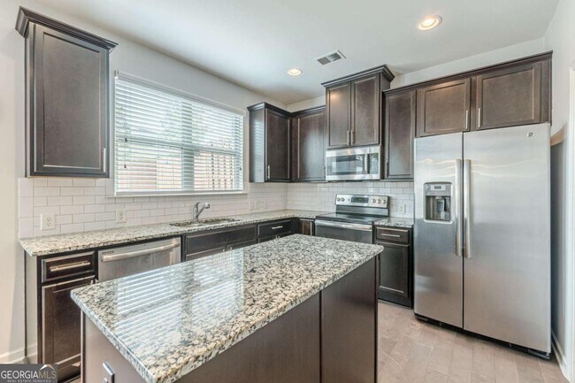 Building Photo - 5725 Radford Loop