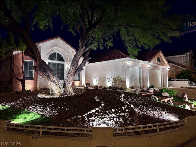 Building Photo - 9713 Cascade Falls Ave