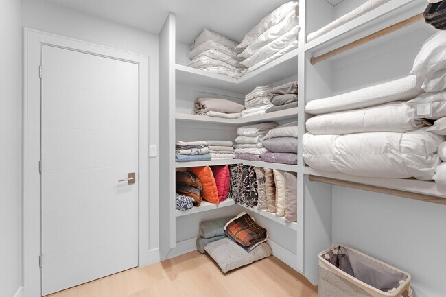 Building Photo - 11477 Gracey Ln