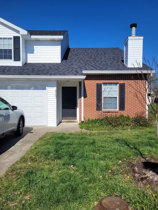 Building Photo - 2304-2306-2306 Monmouth Ct