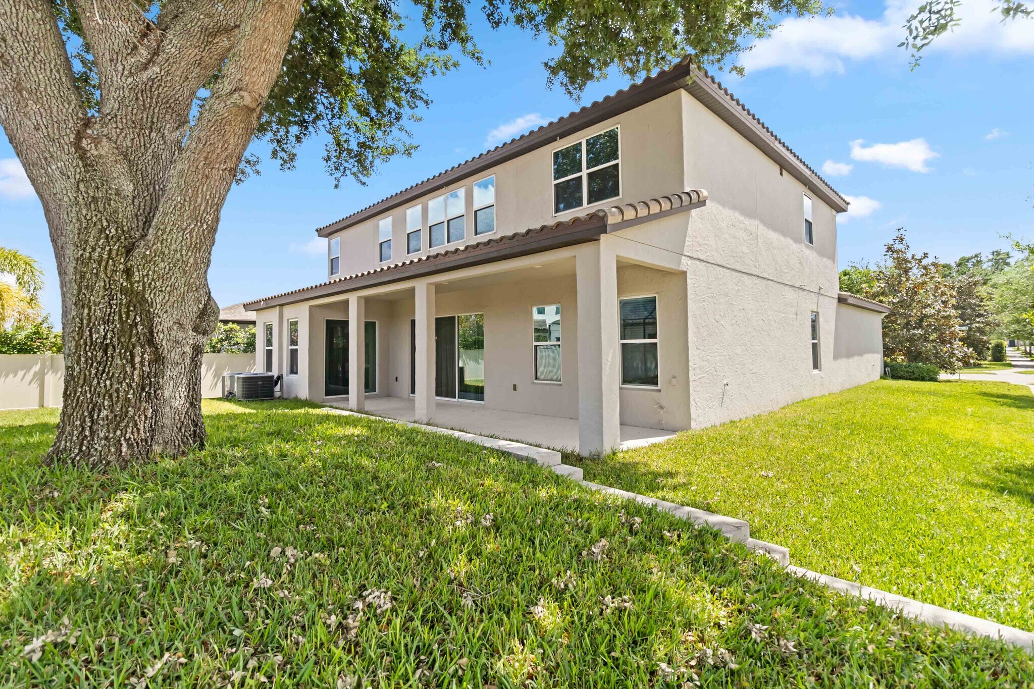 Building Photo - 16753 Gullfloss Ter