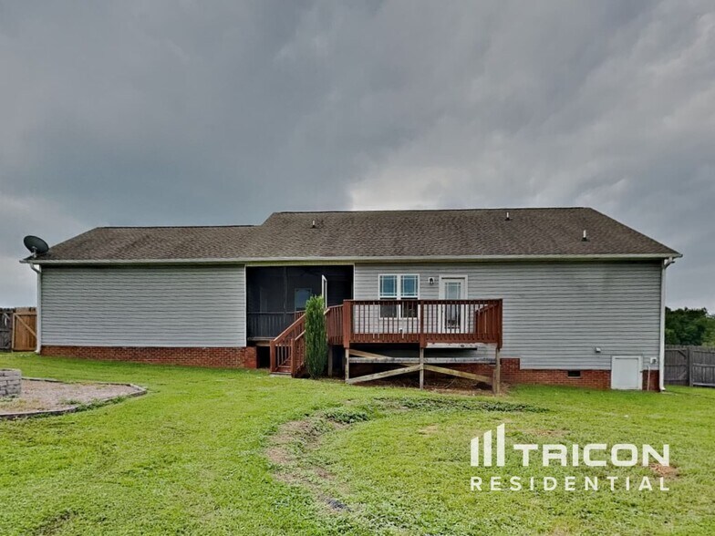 Building Photo - 54 Rocky Creek Ln