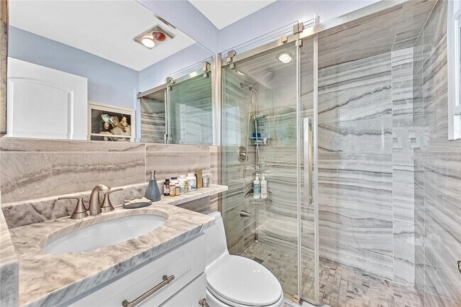 Building Photo - 1439 S Ocean Blvd