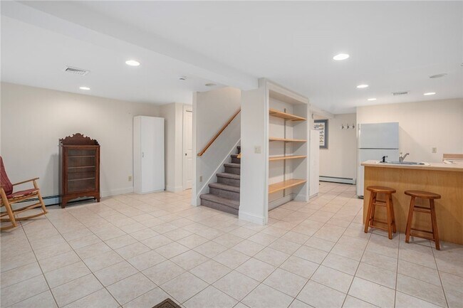 Building Photo - 14 Betty Hill Rd