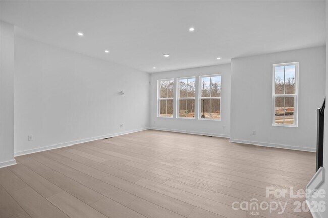 Building Photo - 4332 Honeywalk Ln