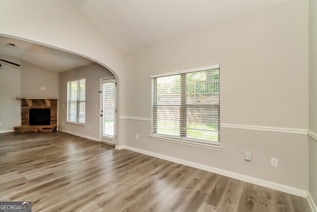 Building Photo - 1126 Joslin Path