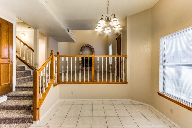 Building Photo - Prestigious Tri Level Home on East Side