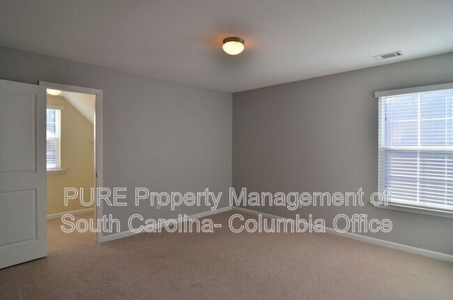 Building Photo - 242 Hawkins Creek Rd