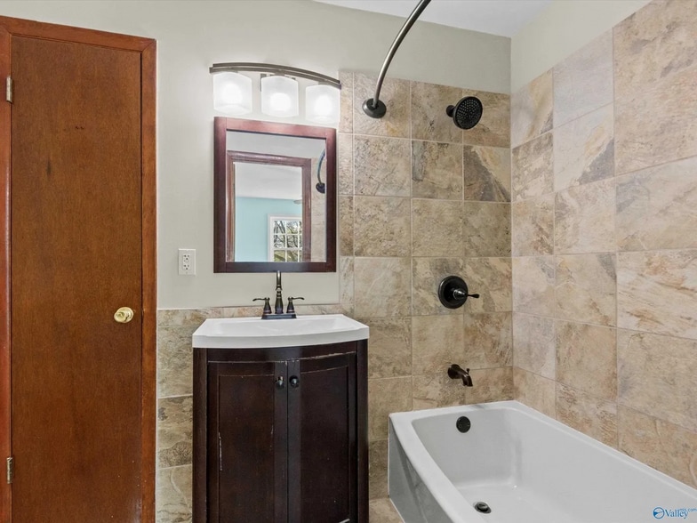 master bath - 221 Nancy Rd