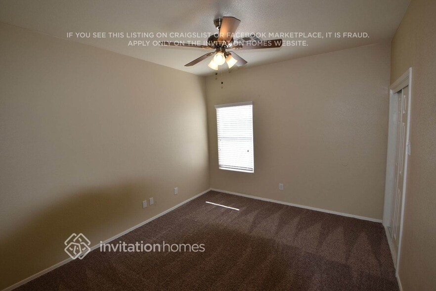 Building Photo - 13207 W Crocus Dr