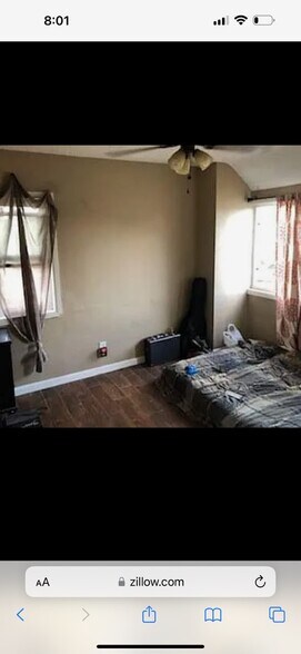 Building Photo - 1054 E Salt Lake St