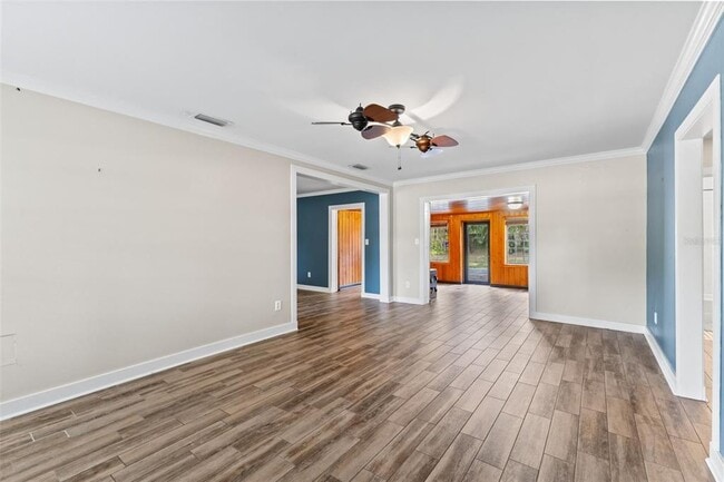 Building Photo - 4009 W San Rafael St