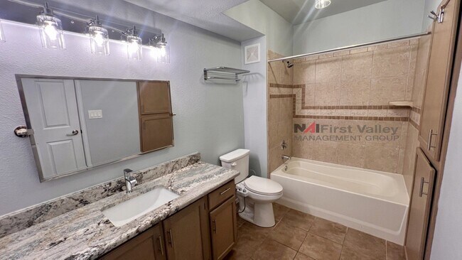Building Photo - One Bedroom, One Bath Ground Floor