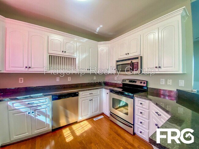 Building Photo - 101 Autumn Ridge Dr