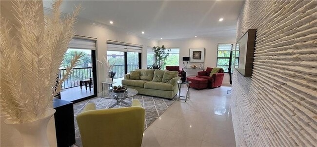Building Photo - 6010 S Falls Cir Dr