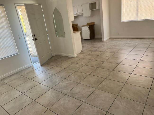 Building Photo - 5260 Carriellen Ln
