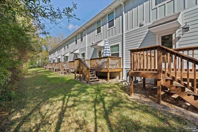 Building Photo - 1419 Iroquois Ct