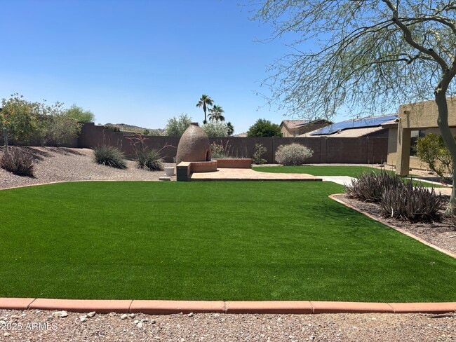 Building Photo - 17553 W Polaris Dr