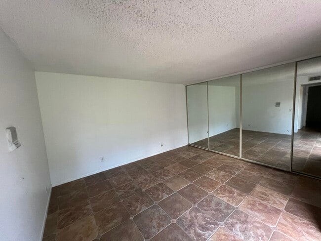 Building Photo - 3216 Spanish Wells Dr