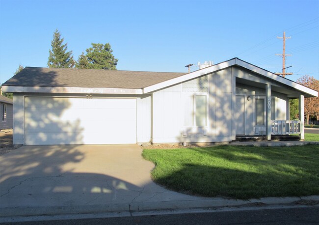 Building Photo - 3 Bed, 2 Bath Home for Rent in Kittitas!