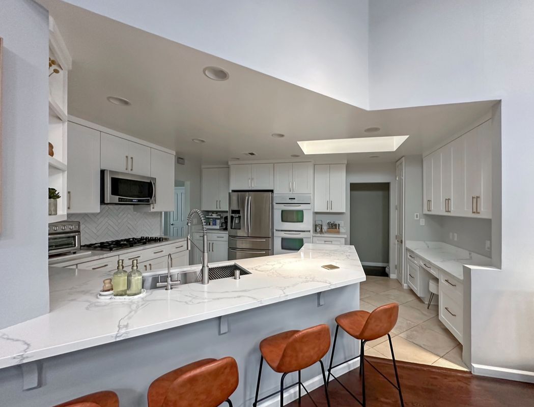 Building Photo - 4752 Hersholt Ave