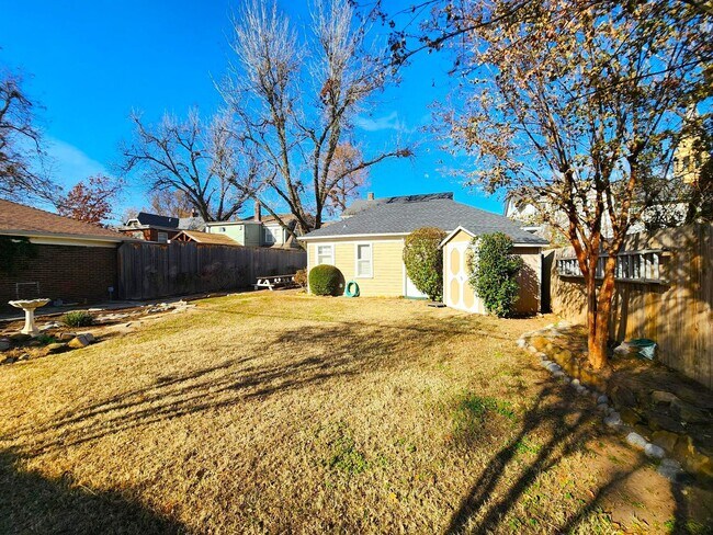 Building Photo - 3 Bed 2.5 Bath Plus ADU in Gatewood Add NW OKC
